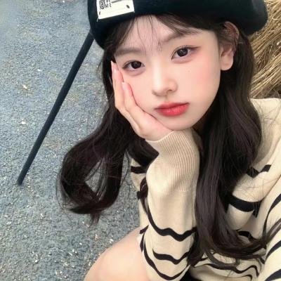 采蘑菇的夫妻